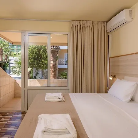 Aqua Sun Village Hotel Hersonissos (Crete)